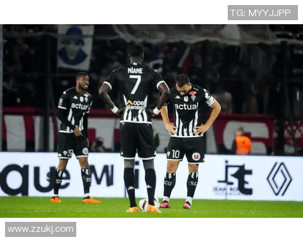 摩那哥主场迎战昂热期待精彩对决双方争夺宝贵积分之战